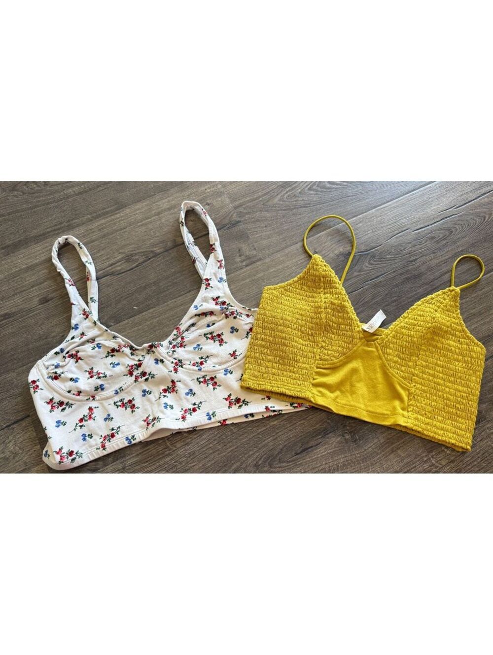 Women's Bralette/Crop Top Bundle (2) Size Large